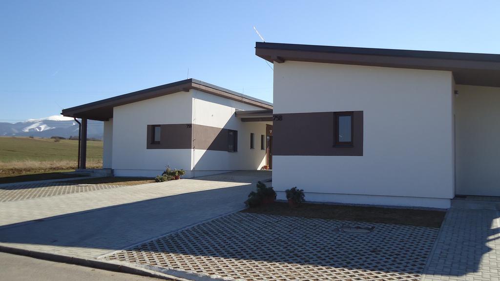 Apartman Valentka Bešeňová Extérieur photo